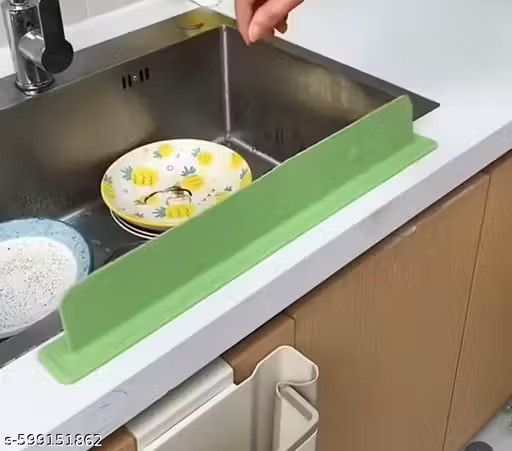 AquaBlock™ Kitchen Sink Splash Guard